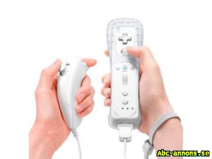 Wii remote med nunchuck och silikonfodral (vit)